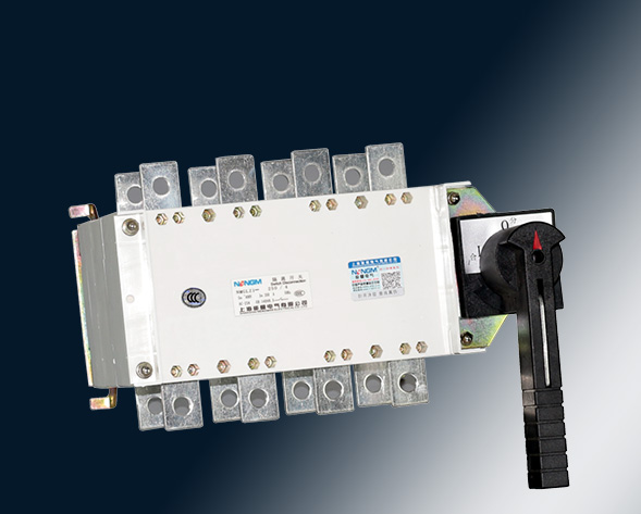 NMGLZ1-63A~3150A轉(zhuǎn)換隔離開(kāi)關(guān)（雙投開(kāi)關(guān)）上下組合運(yùn)用于兩條低壓電路切換或者兩個(gè)負(fù)載設(shè)備的轉(zhuǎn)換或安全隔離等?！?>
											NMGLZ1-63A~3150A轉(zhuǎn)換隔離開(kāi)關(guān)（雙投開(kāi)關(guān)）上下組合</a>
										</div>
										 
										<div   id=